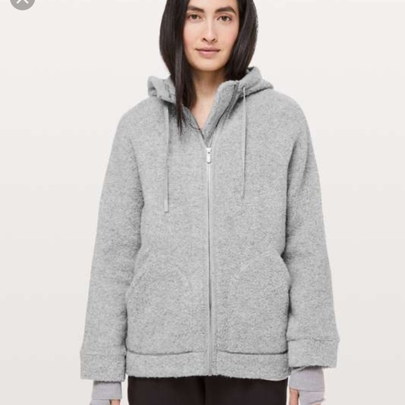 lululemon athletica Jackets & Blazers - Lululemon So Sherpa Hoodie Size 12 EUC